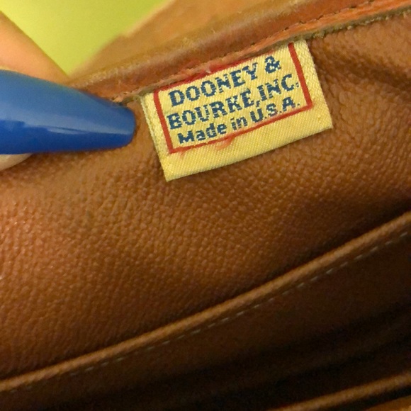 VINTAGE DOONEY& BOURKE LEATHER BAG ❤️❤️❤️ - Picture 5 of 6
